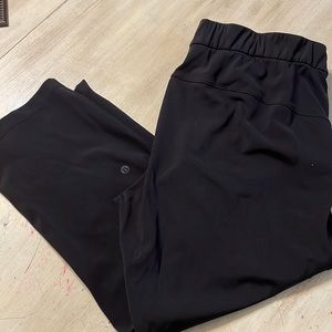 Size 12 On the Fly Pant cropped pants